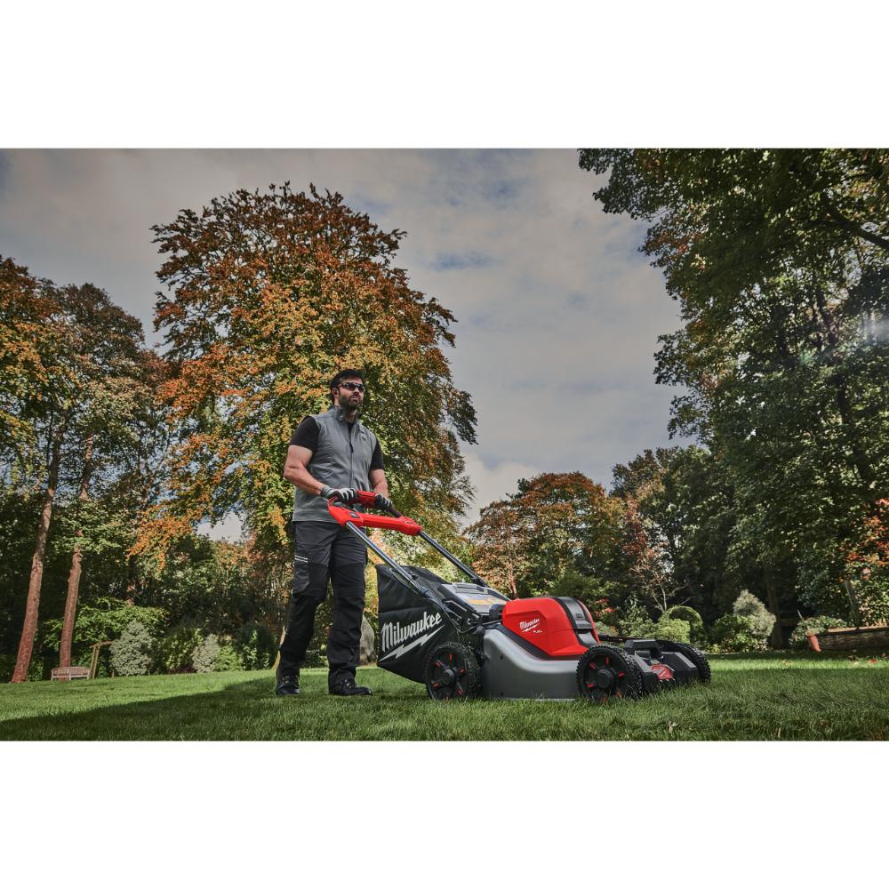 Milwaukee M18 FUEL Akku-Rasenmäher 46 cm M18F2LM46-802