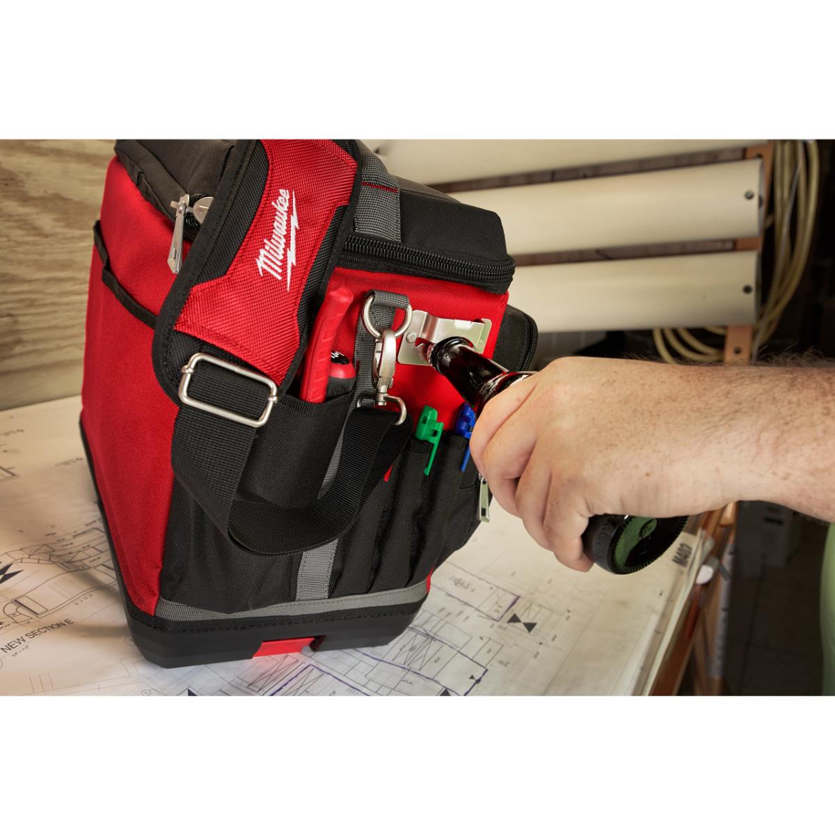 Milwaukee PACKOUT Jobsite Kühltasche