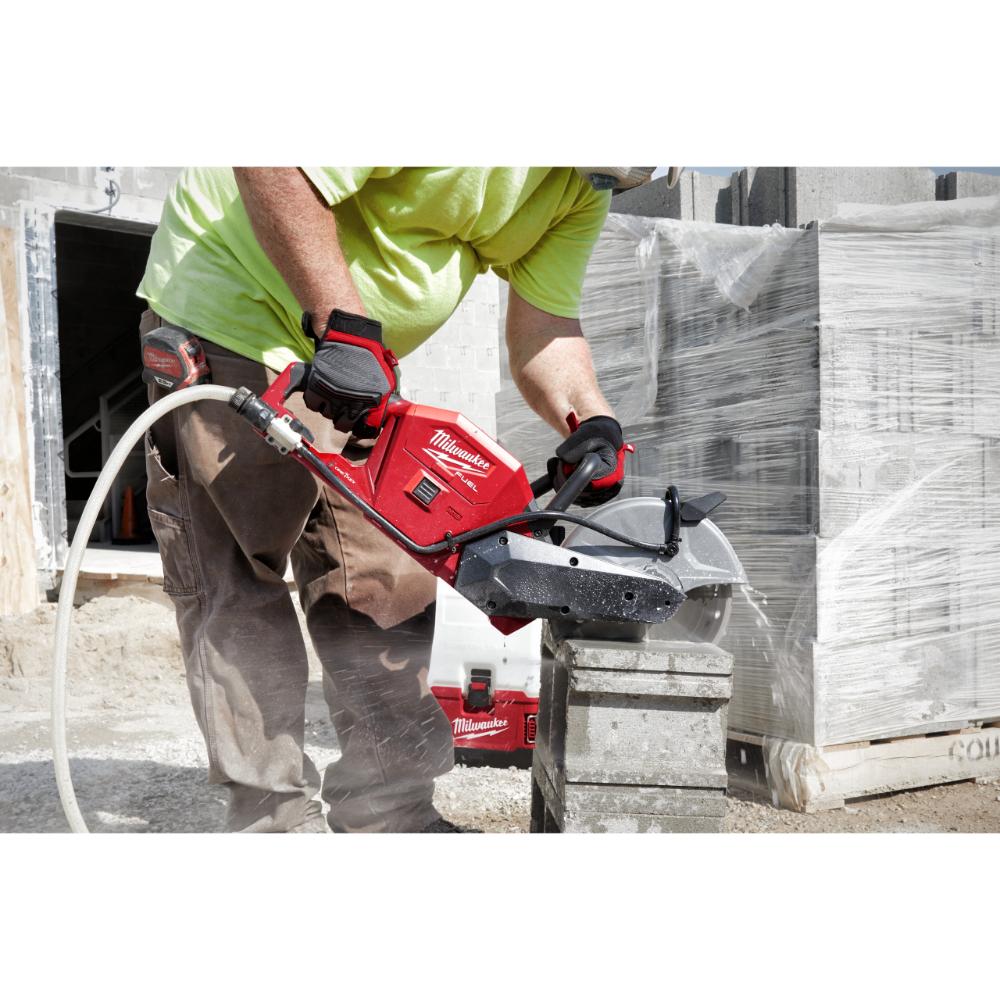 Milwaukee M18 FUEL Akku-Trennschleifer M18FCOS230-121