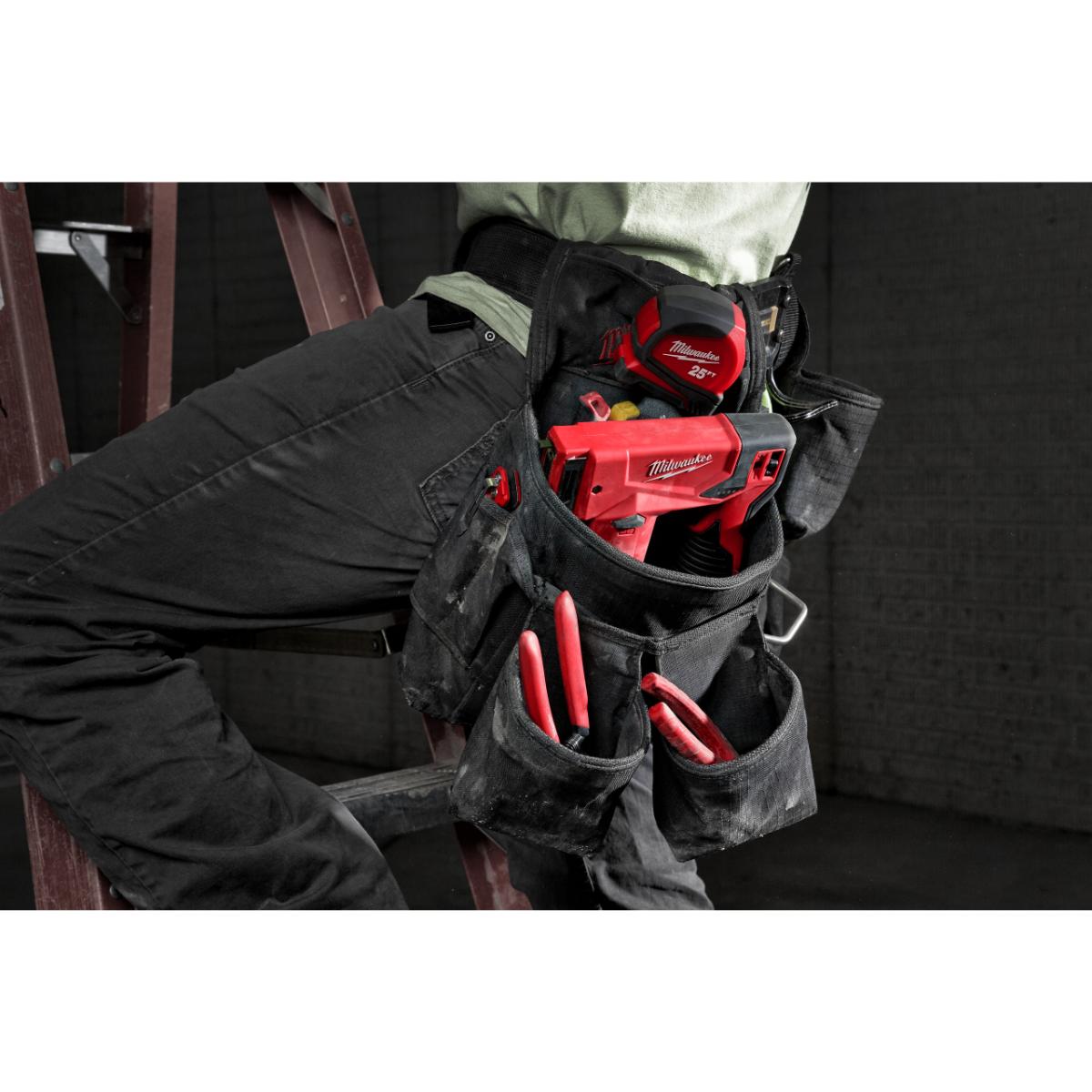 Milwaukee Akku-Tacker M12 BST-202X
