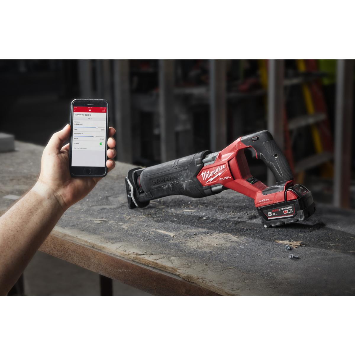 Milwaukee ONE KEY Akku-Säbelsäge M18 ONEFSZ-502X