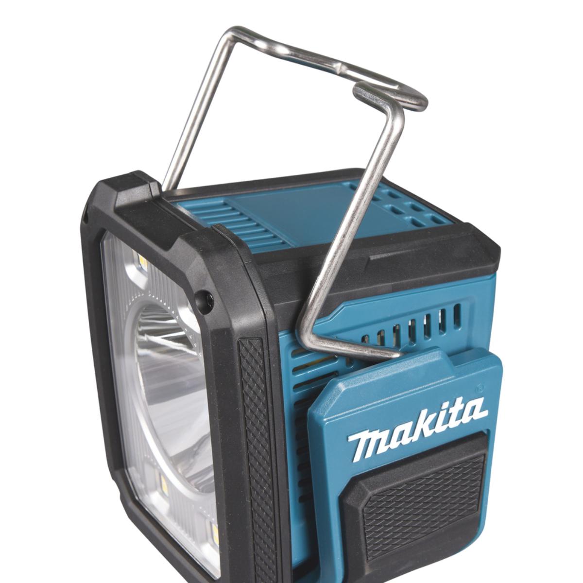 Makita LED-Akku-Handstrahler XGT 40V max. - 82.000 lx - 1.250 lm - ML007G