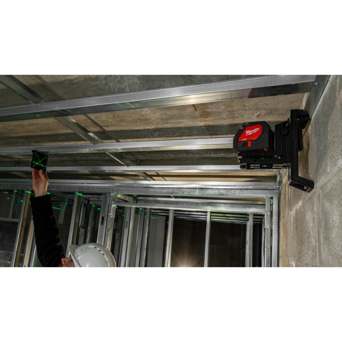 Milwaukee Alkaline Kreuzlinienlaser CLL-C