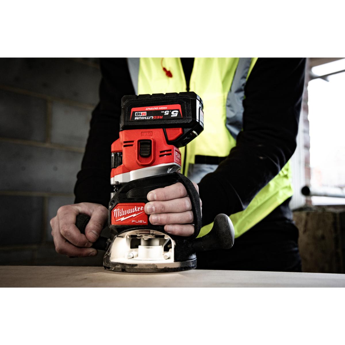Milwaukee M18 FUEL 12 mm Akku-Oberfräse M18FR12-0X