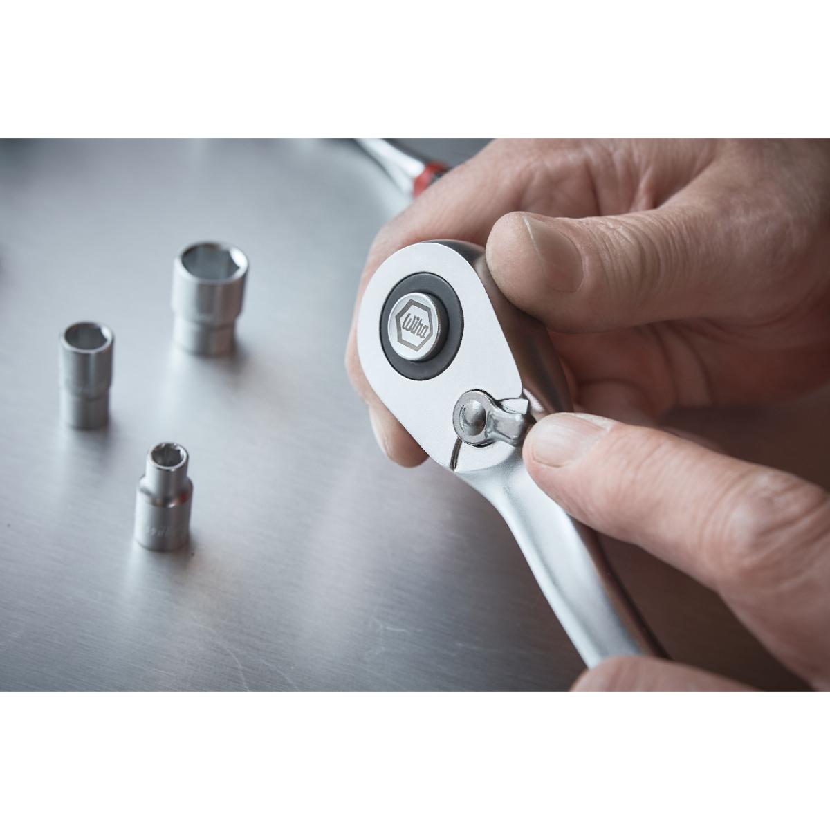 Wiha Umschaltknarre 3/8 zoll mit Druckknopf und Kugelsicherung
