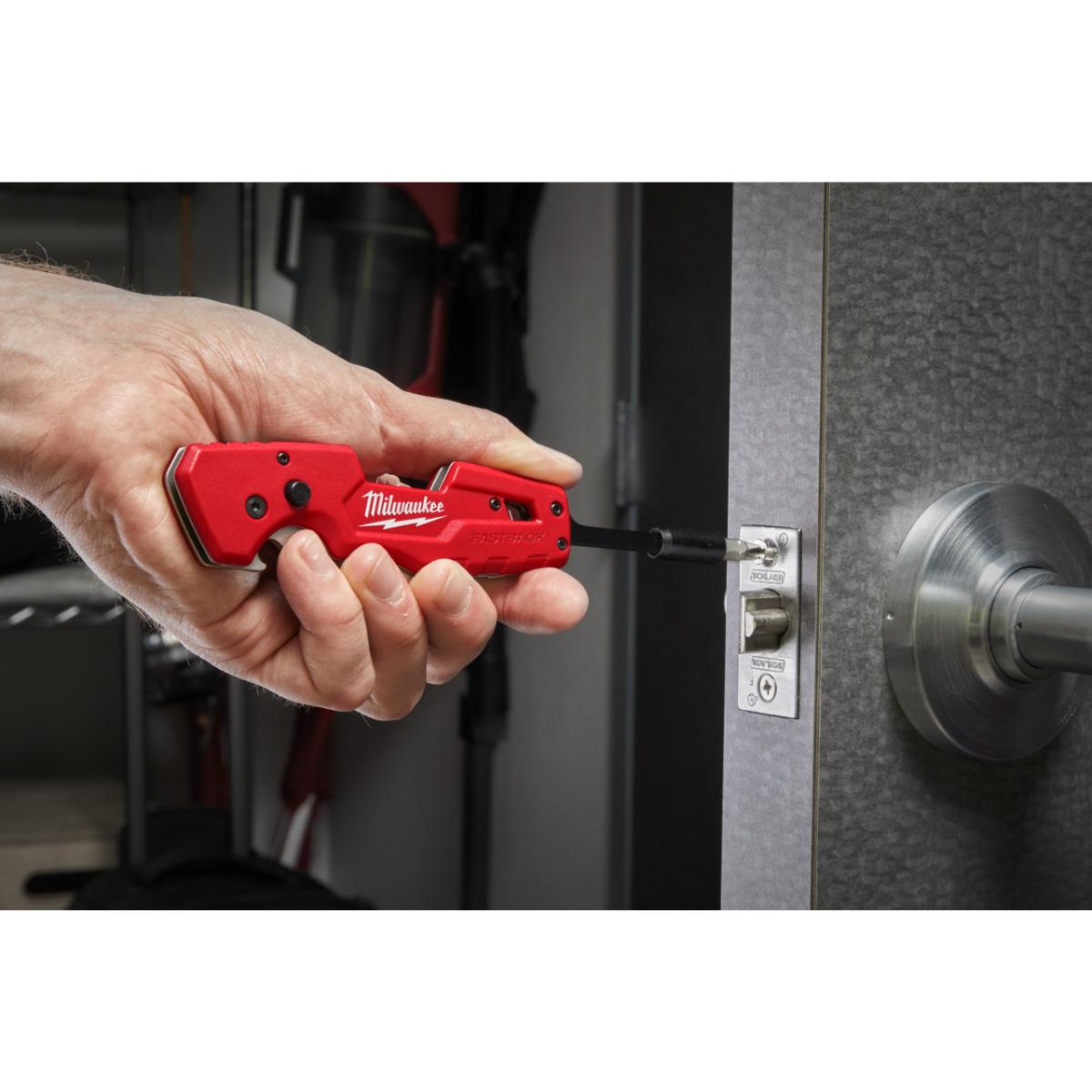 Milwaukee Fastback 5-in-1 Klappmesser mit integriertem 1/4 Zoll Hex-Bithalter