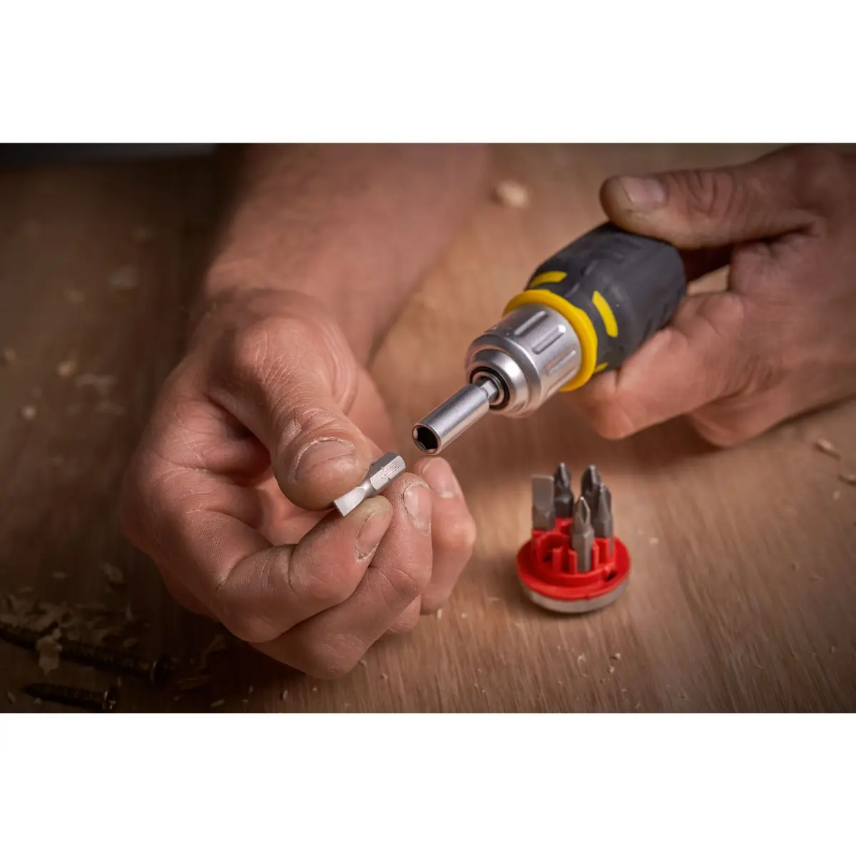 STANLEY FATMAX Bit-Schraubendreher kurz mit Ratsche 6 Bits: 5mm 6,5mm PH1, PH2, PZ1, PZ2