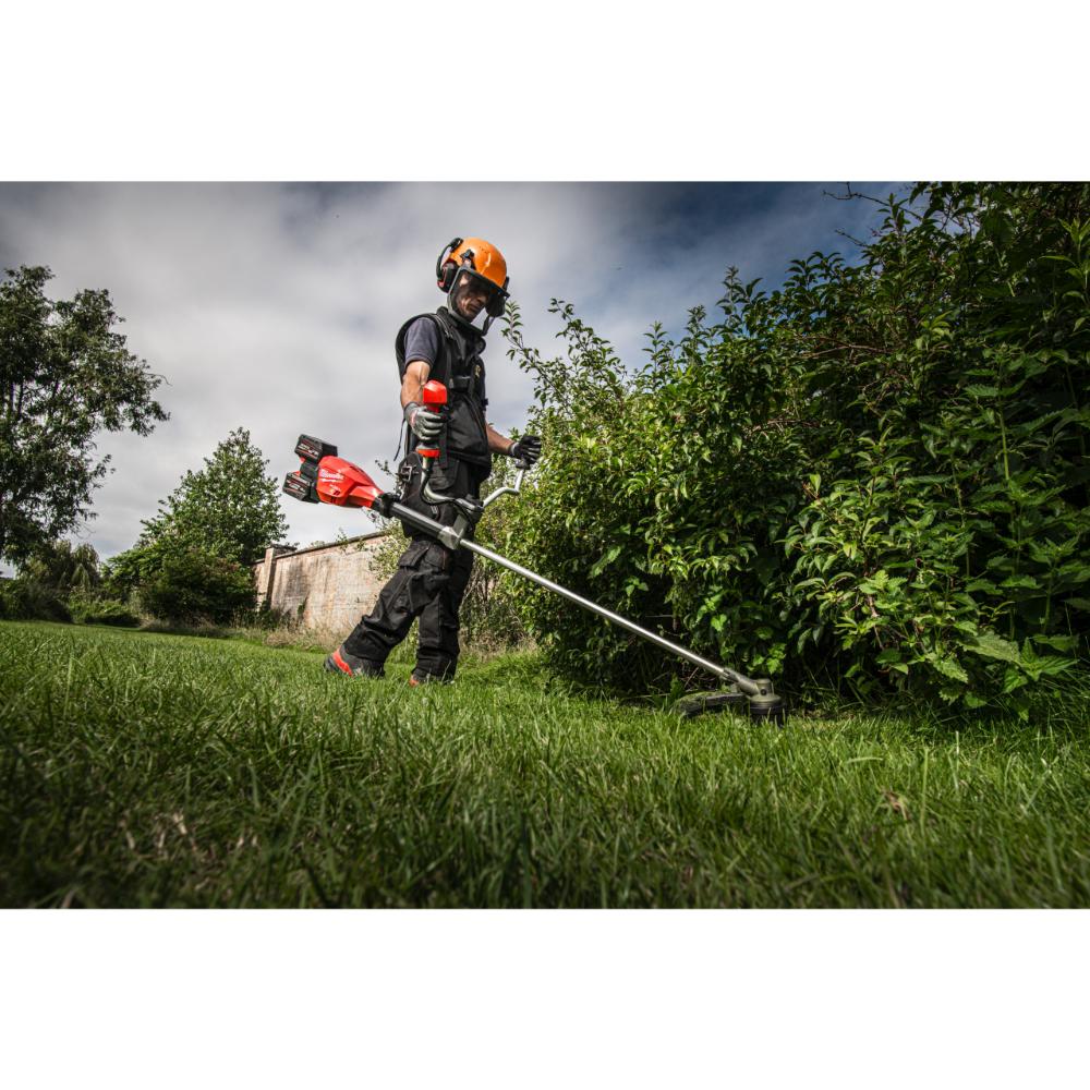 Milwaukee M18 FUEL Akku-Freischneider M18F2BCU-122