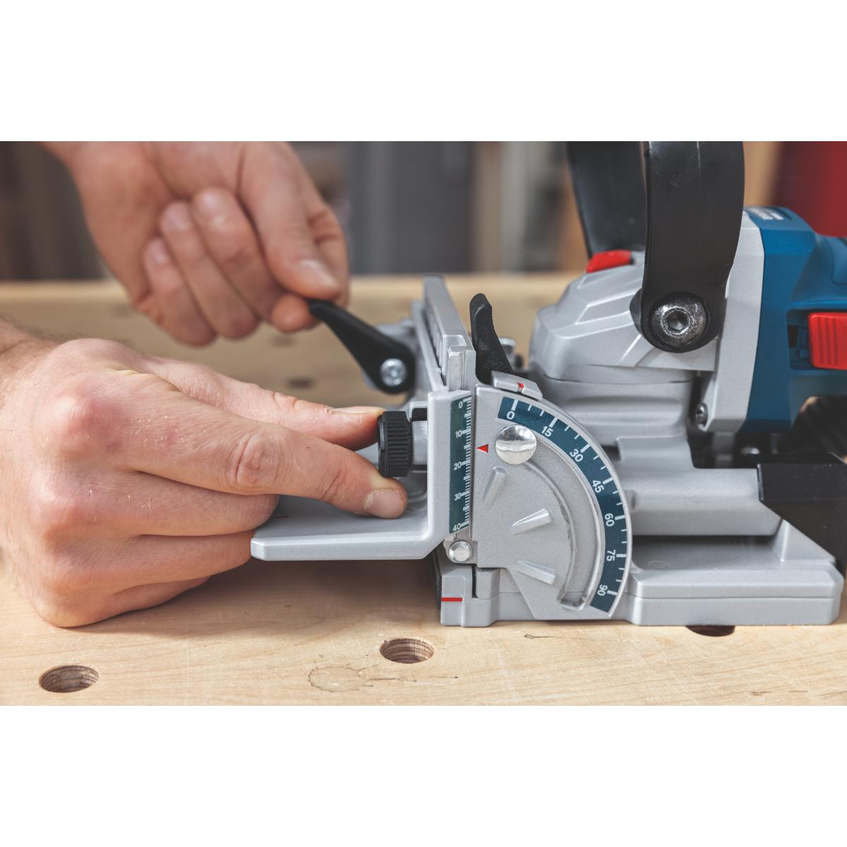 Bosch Universalfräse GFF 18V-22,L-BOXX