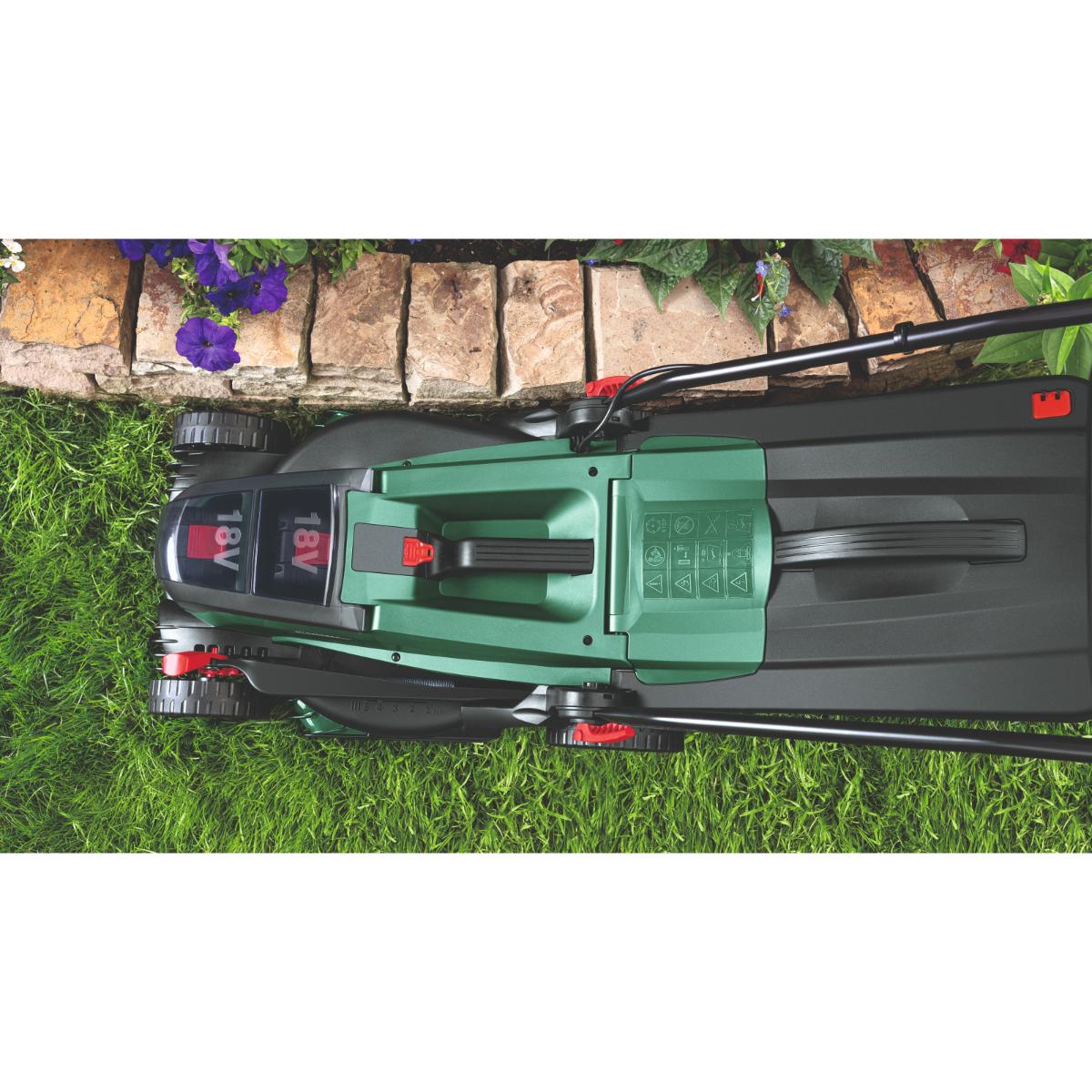 Bosch Akku-Rasenmäher UniversalRotak 2x18V-37-550