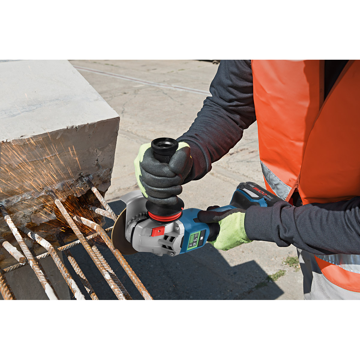 Bosch Akku-Winkelschleifer BITURBO GWS 18V-15 SC, Solo Version, L-BOXX