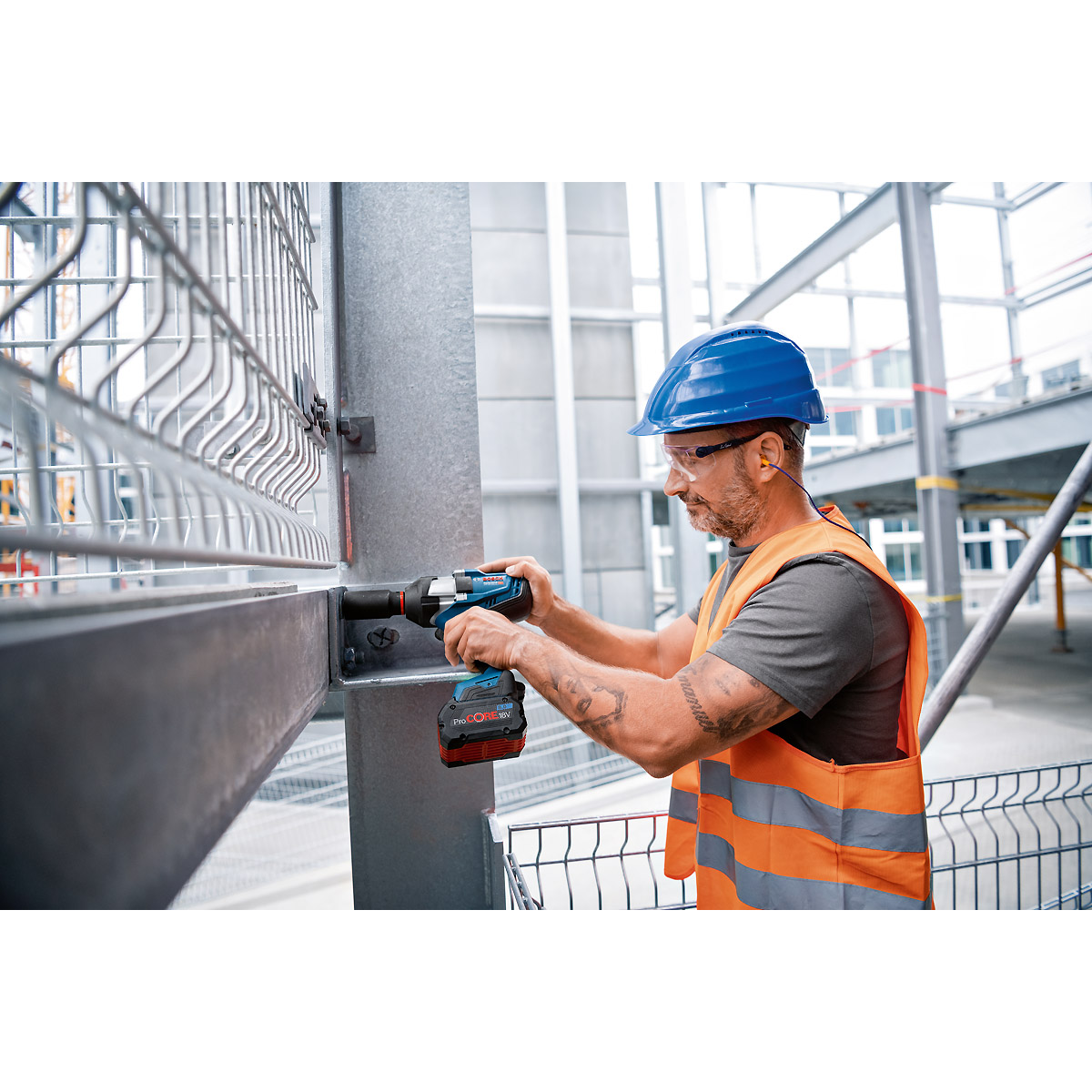 Bosch Akku-Drehschlagschrauber GDS 18V-1050 HC in L-BOXX