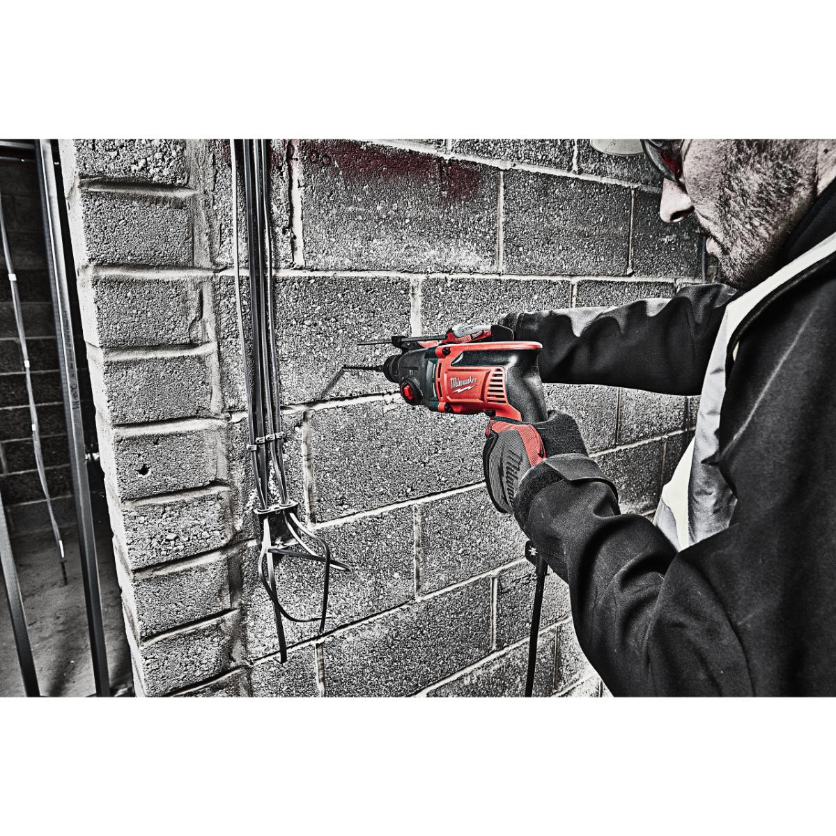 Milwaukee Kombihammer PH26T