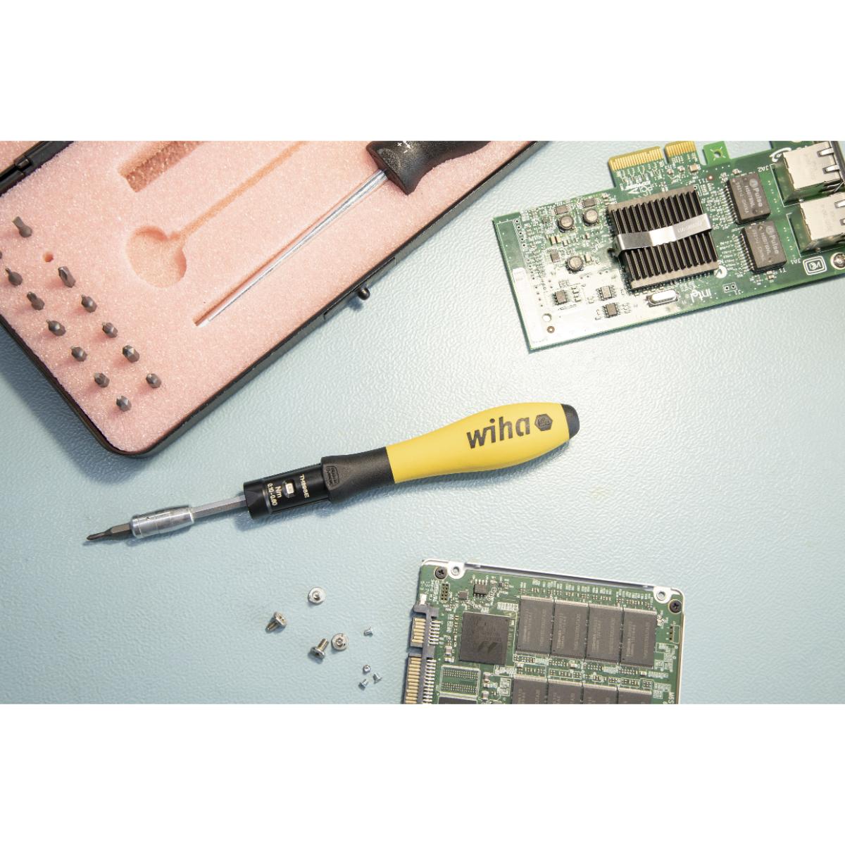Wiha Drehmoment-Schraubendreher Set TorqueVario -S Micro ESD 0,1-0,6 Nm gemischt 18-teiliges Set variabel einstellbare Drehmomentbegrenzung mit Box