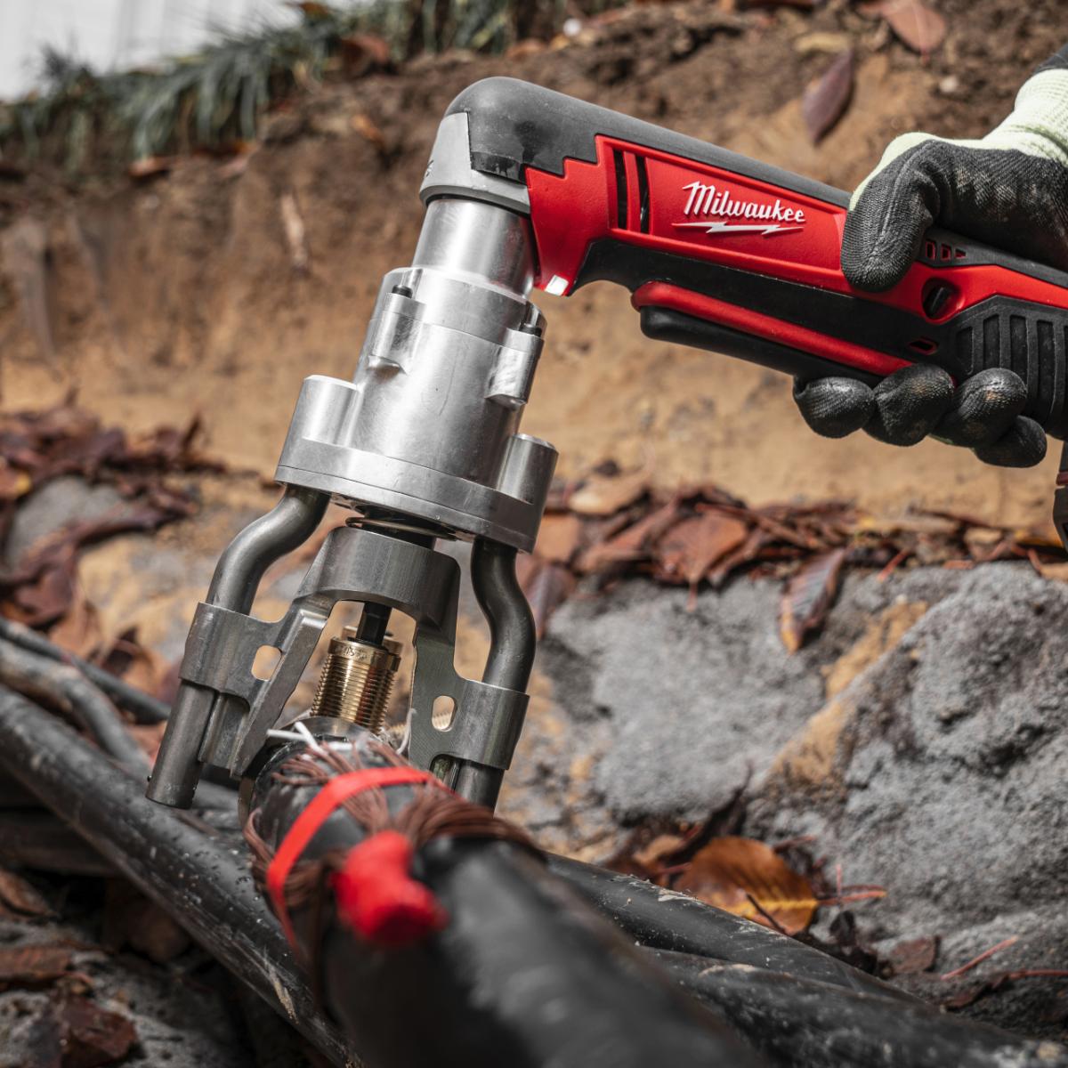 Milwaukee M18BSBT-202X Scherbolzenwerkzeug