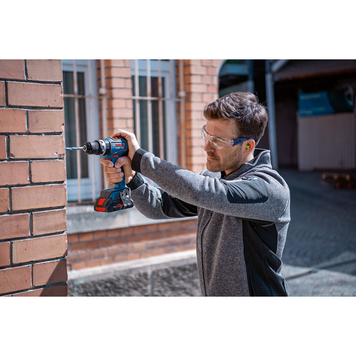 Bosch Akku-Schlagbohrschrauber GSB 18V-90 C mit L-BOXX