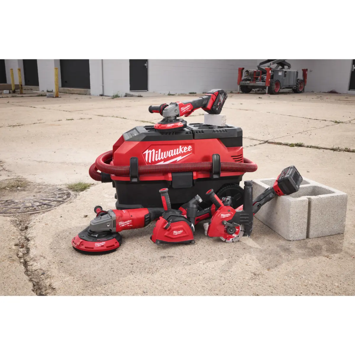 Milwaukee 115 und 125mm Schleifabsaughaube für M18 Winkelschleifer und AG(V) 12, AGV 15 DSG125