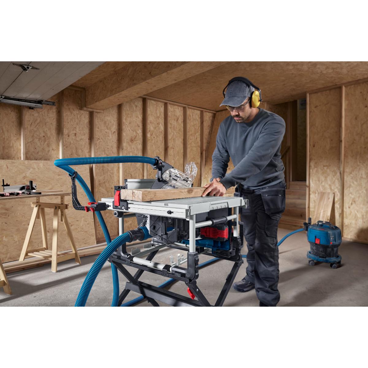 Bosch Akku Tischsäge GTS 18V-70