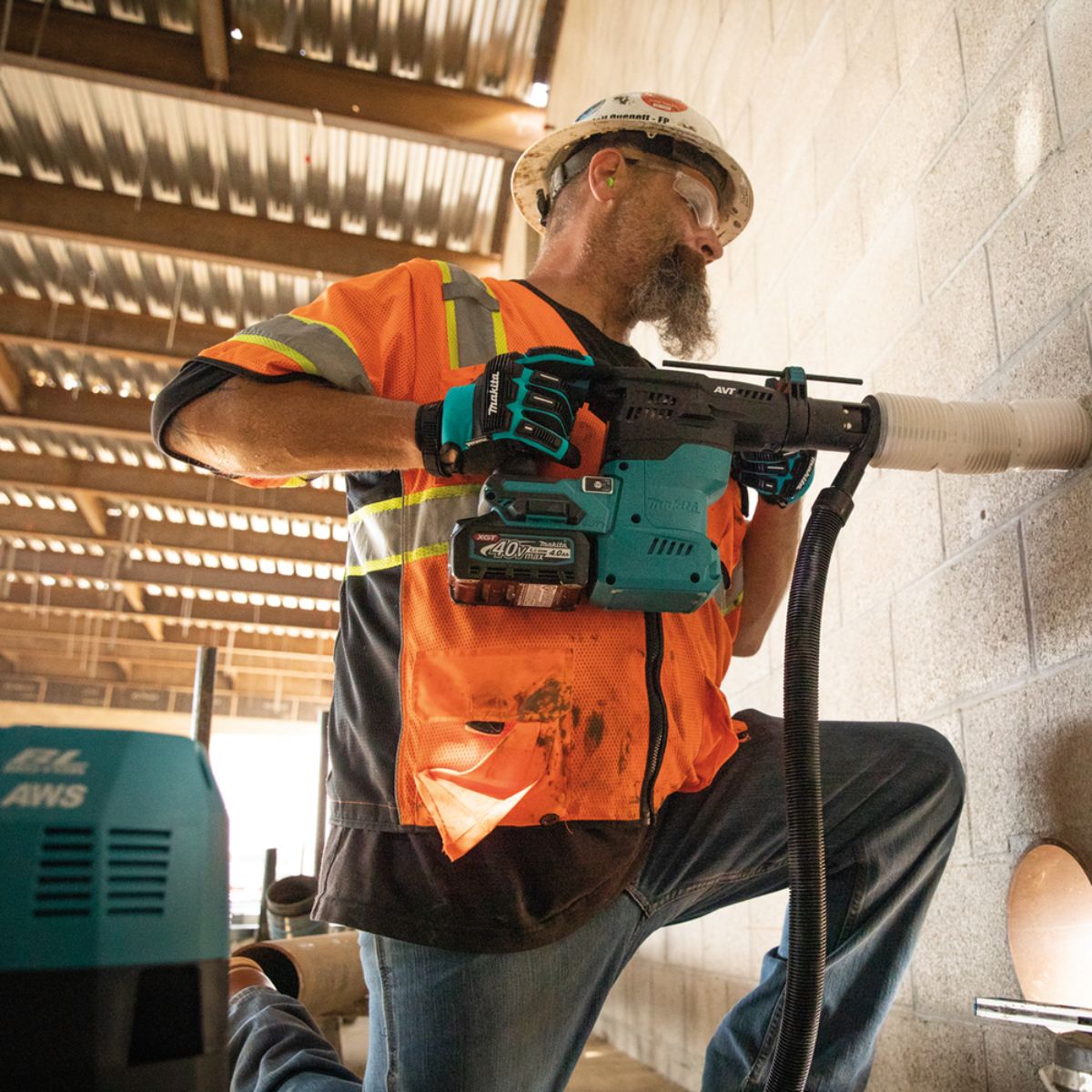 Makita Akku-Kombihammer 40V max. + Schnellwechselfutter / 4,0 Ah, 2 Akkus+Ladegerät+Transportkoffer