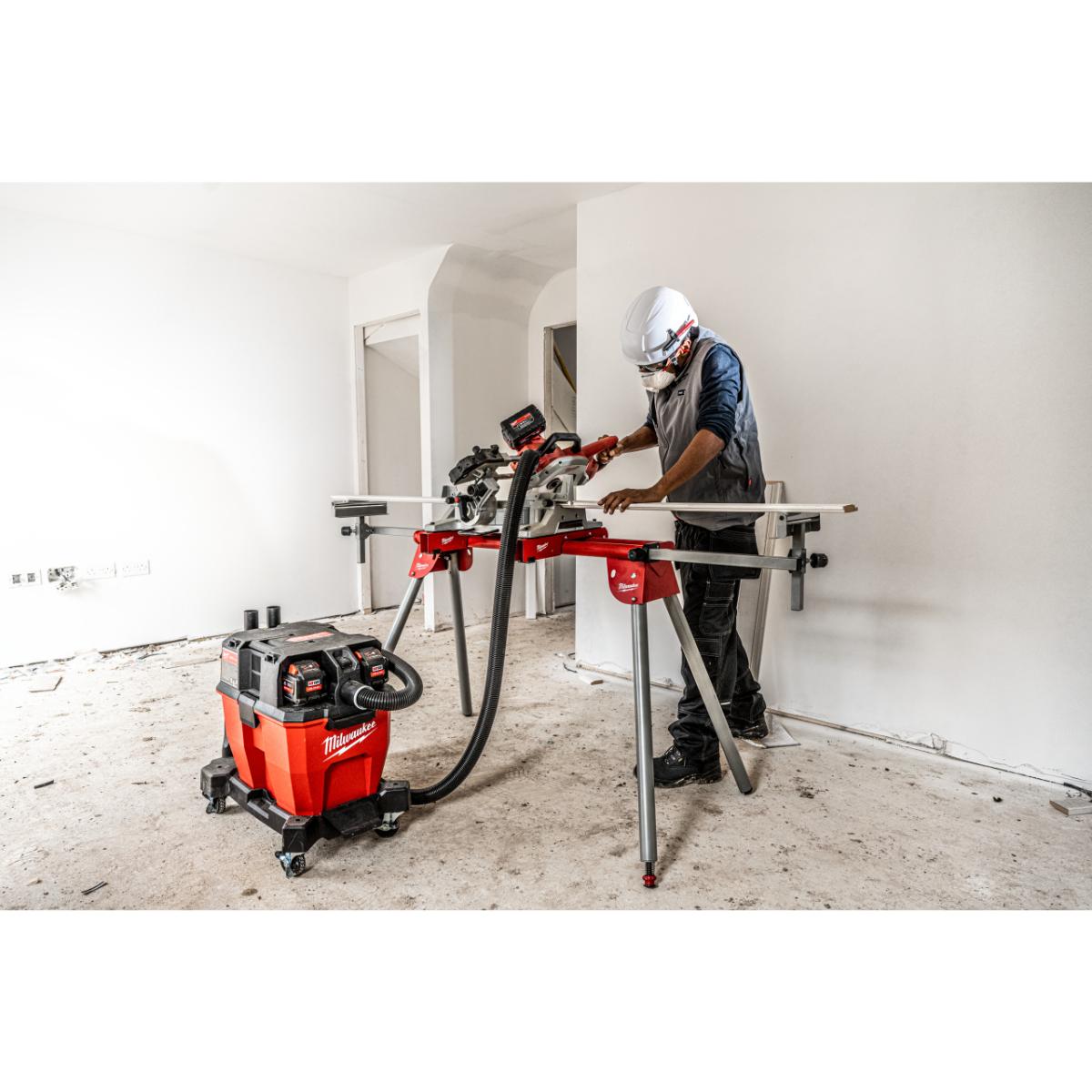 Milwaukee M18 FUEL™ 23 Liter Akku-Nass/Trockensauger Klasse L - M18F2VC23L
