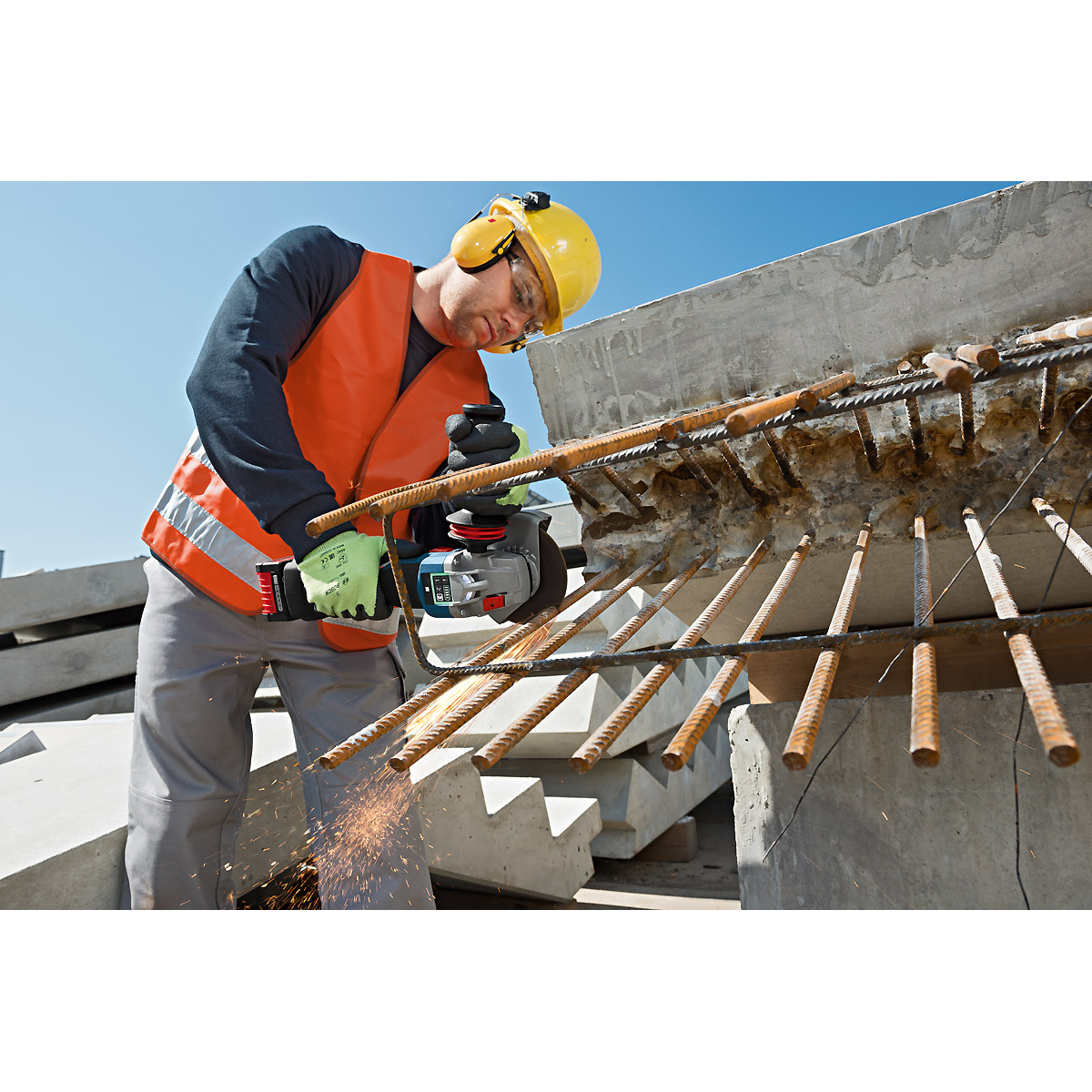 Bosch Akku-Winkelschleifer GWS 18V-10 SC