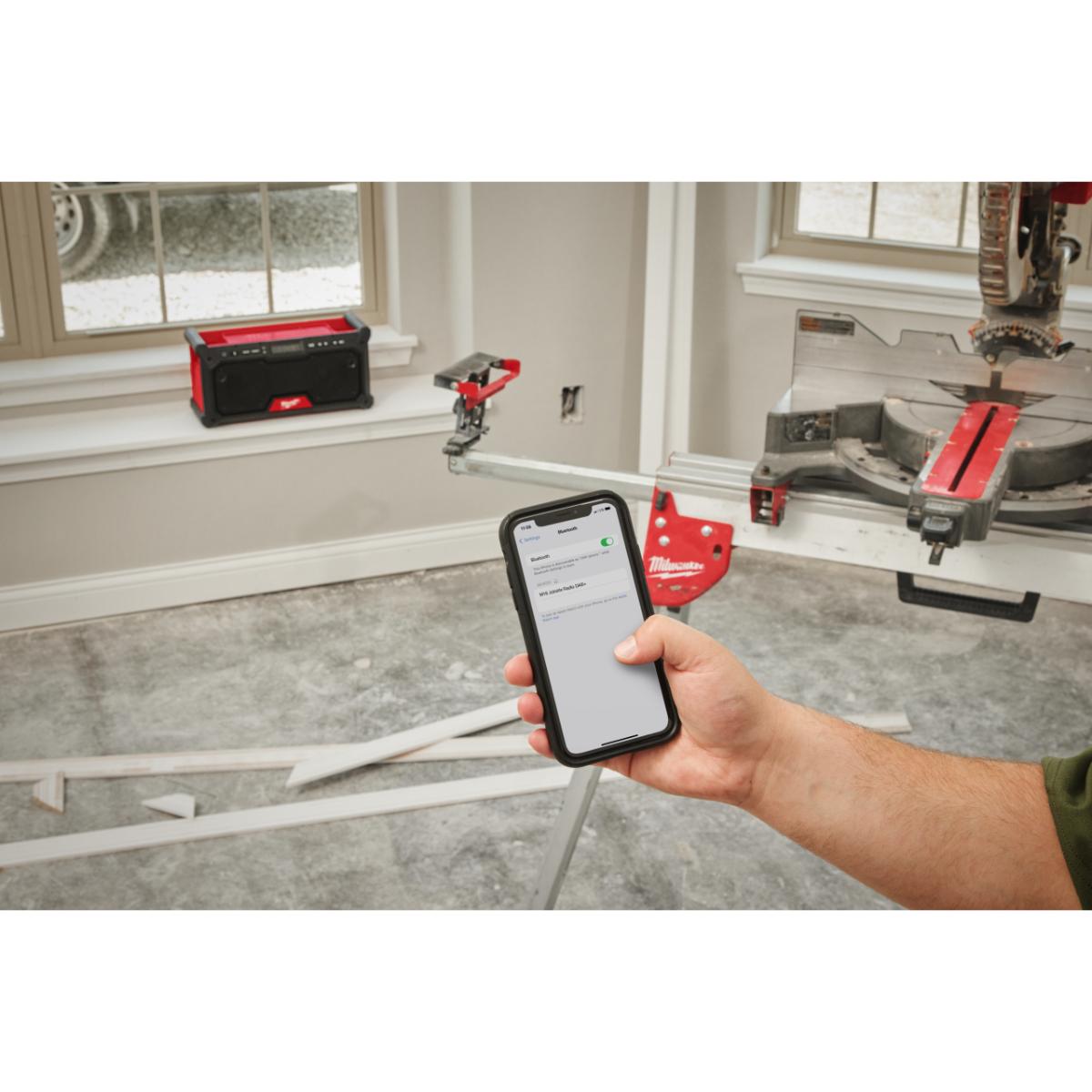 Milwaukee M18 Akku-Baustellenradio DAB+ M18RADDAB+G2-0