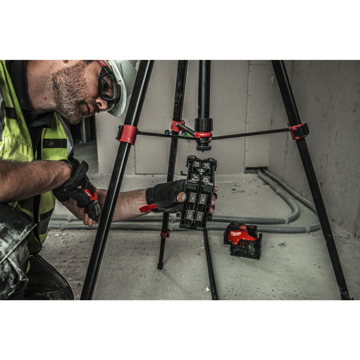 Milwaukee 1,8 Meter Laserstativ TRP180
