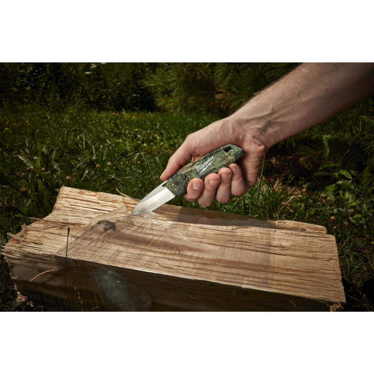 Milwaukee FASTBACK™ CAMOUFLAGE KLAPPMESSER