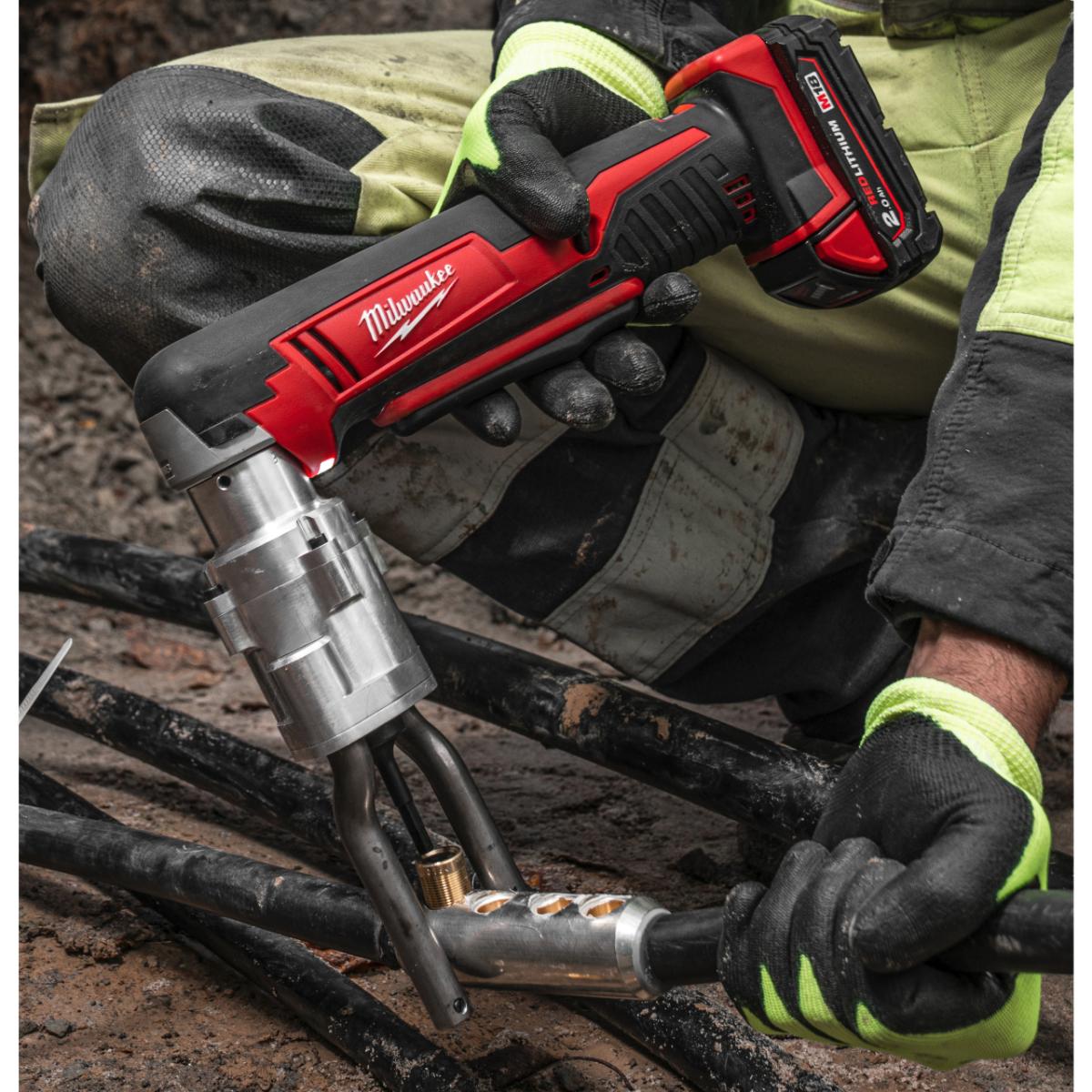 Milwaukee M18BSBT-202X Scherbolzenwerkzeug
