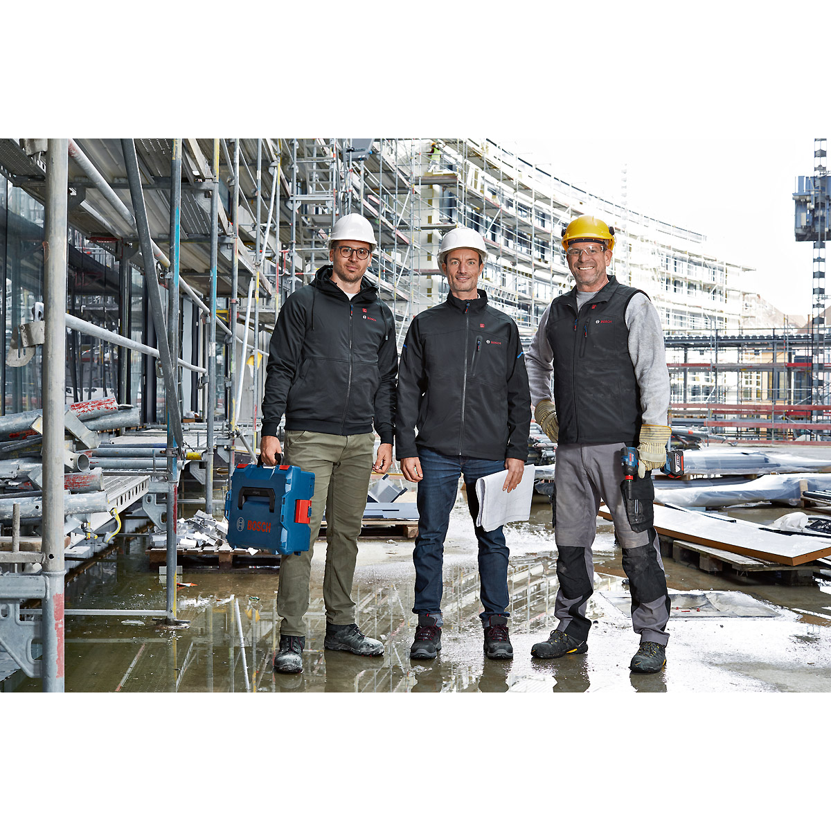 Bosch Beheizbare Hoodie GHH 12+18V XA mit Akkuadapter