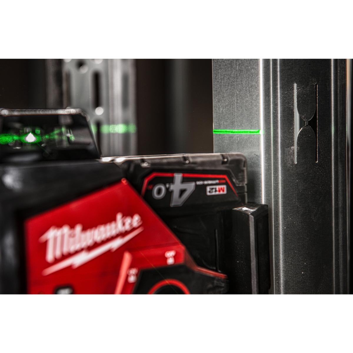 Milwaukee Kreuzlinienlaser 3x 360° M12 3PL-401C