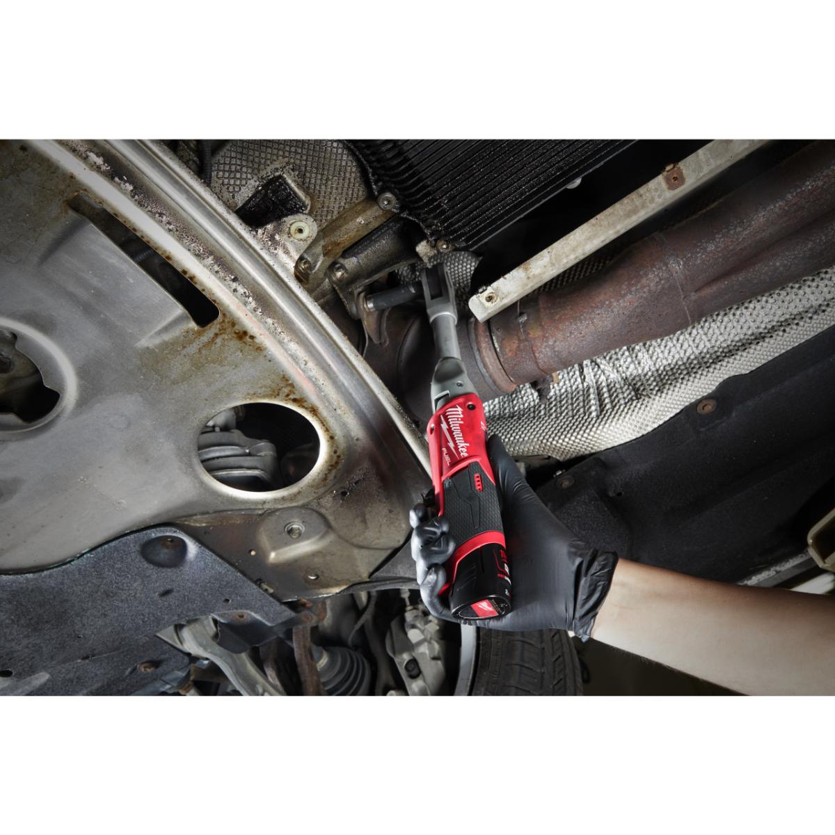 Milwaukee M12 FUEL Akku-Ratsche 3/8 Zoll lang M12 FIR38LR-0