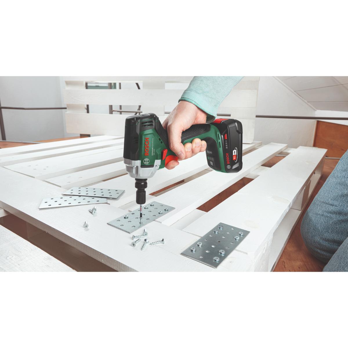 Bosch Combo Kit 18VUniversalImpactDrive+UniversalPump, 1x PBA 18V 2.0Ah+PBA 18V 4.0Ah