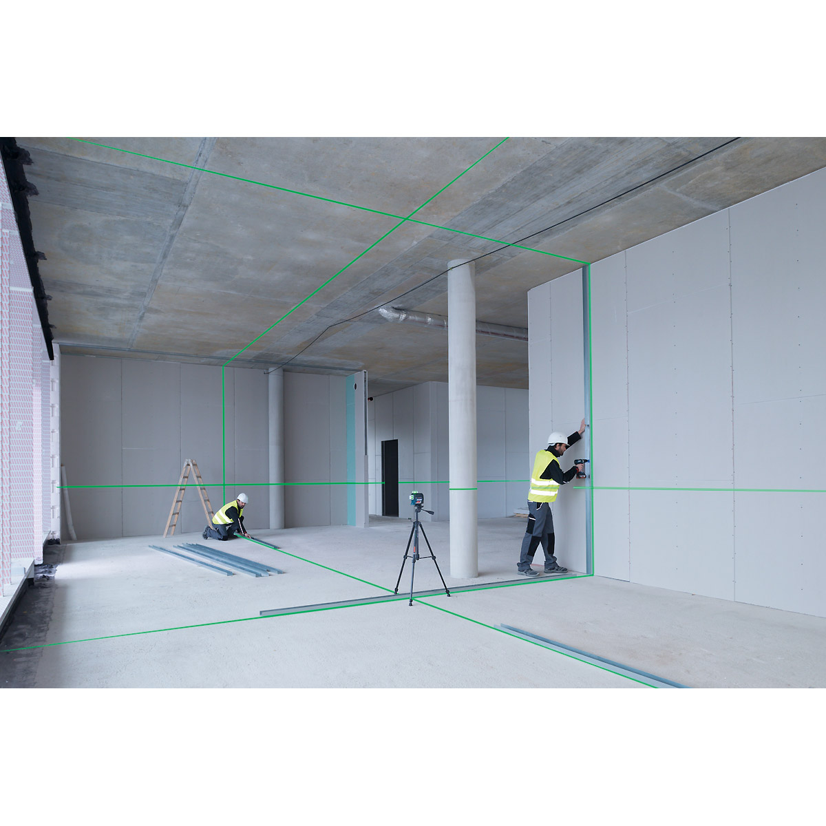 Bosch Linienlaser GLL 3-80 CG, mit 1 x 2.0 Ah Li-Ion Akku, Halterung BM 1, L-BOXX
