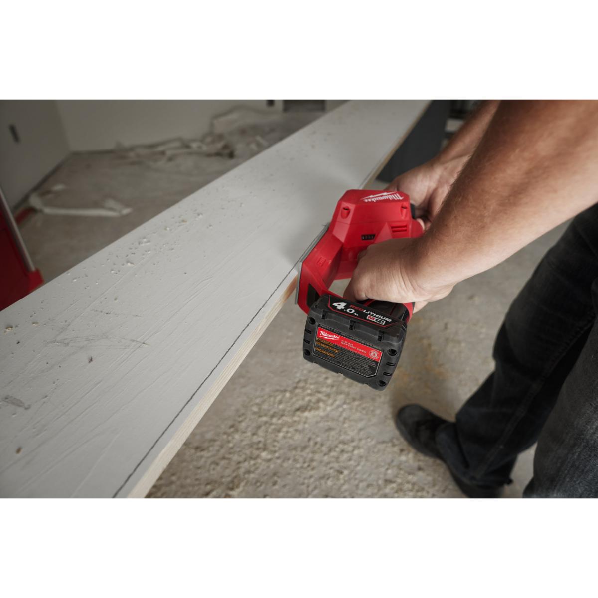 Milwaukee M12BLP-402X Akku-Hobel