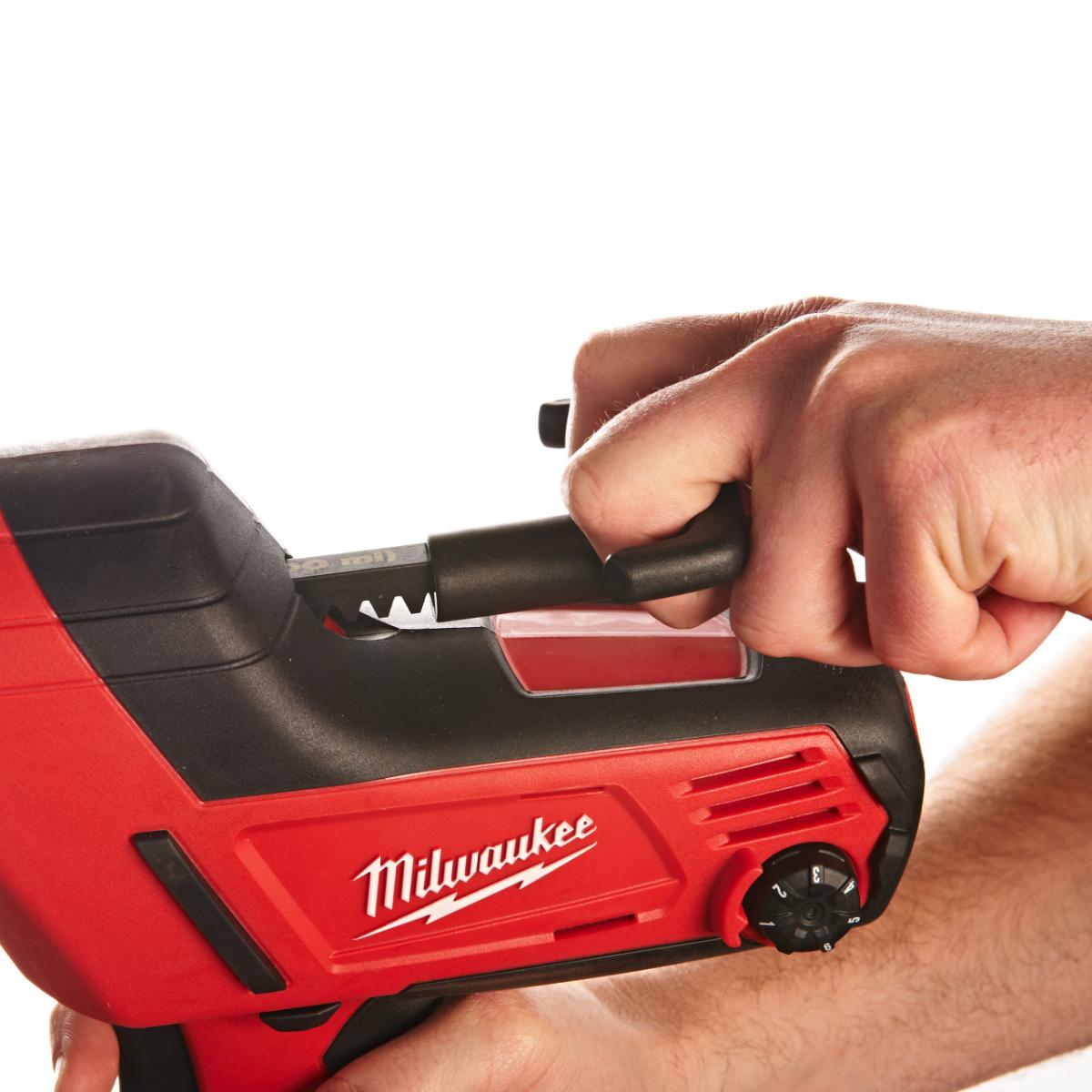 Milwaukee Akku-Kartuschenpresse C18PCG 400T-201B