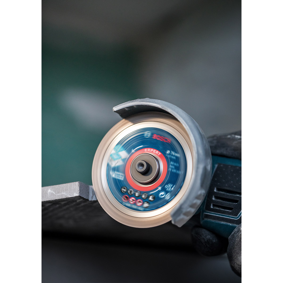 Bosch EXPERT HardCeramic 76 mm Diamanttrennscheiben für Mini-Winkelschleifer