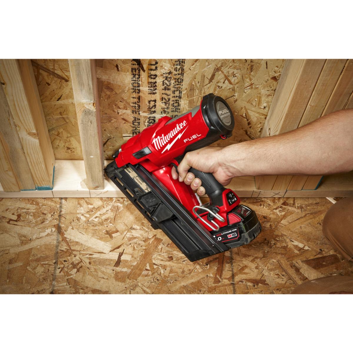Milwaukee M18 FUEL Akku-Einzelschuss-Nagler M18 FFNS-502C