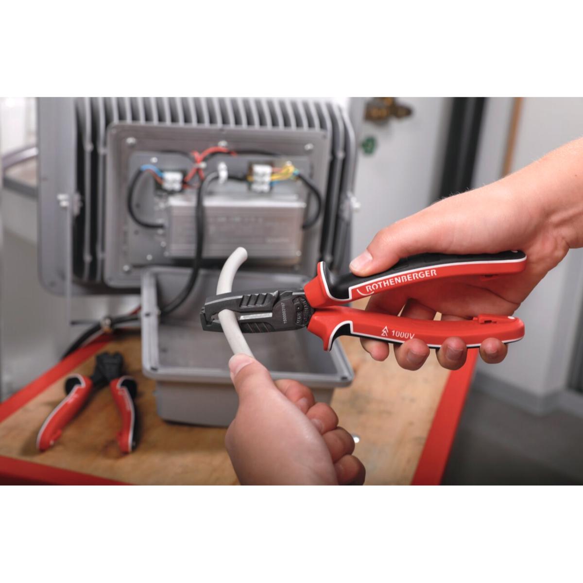 ROTHENBERGER Elektro - Multi - Abisolierzange 180 mm