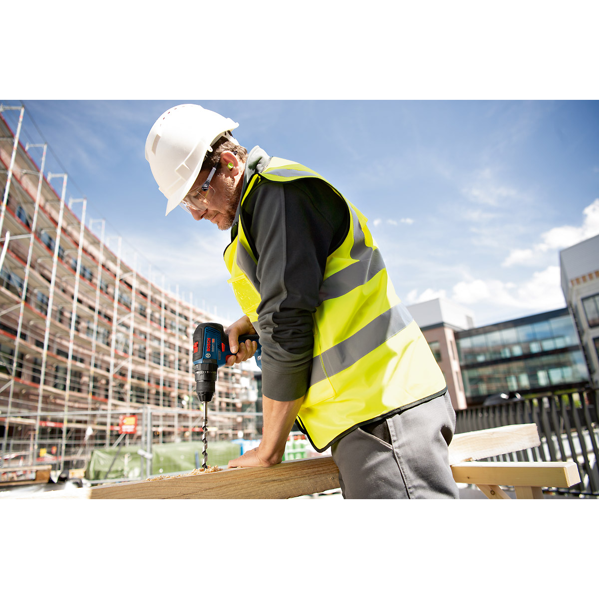 Bosch Akku-Schlagbohrschrauber GSB 18V-55, Solo Version mit L-Boxx