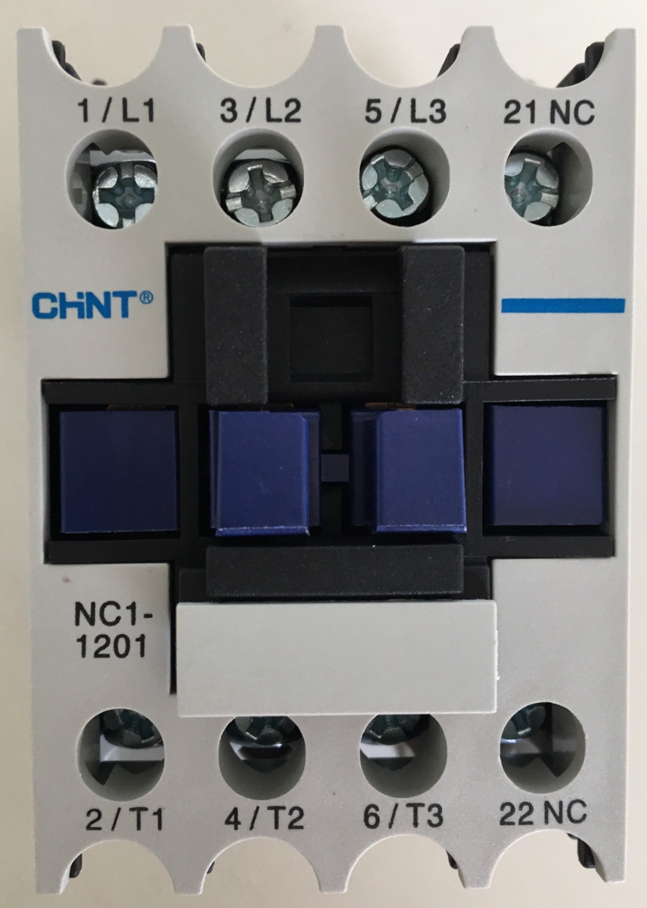 ELMAG Schütz 'KM3' (NC12-01-230V CHINT)