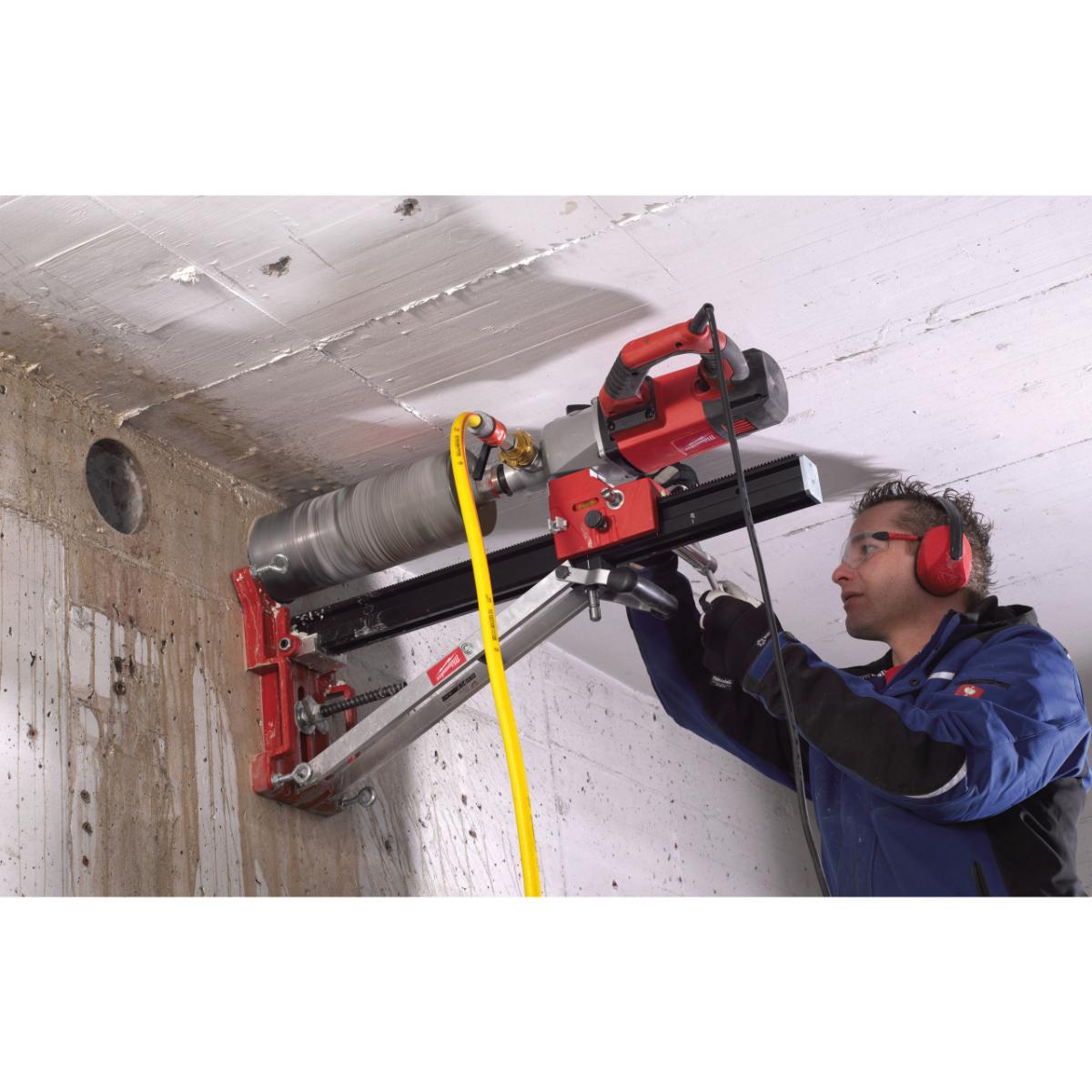 Milwaukee Diamantbohrmaschine DD3-152