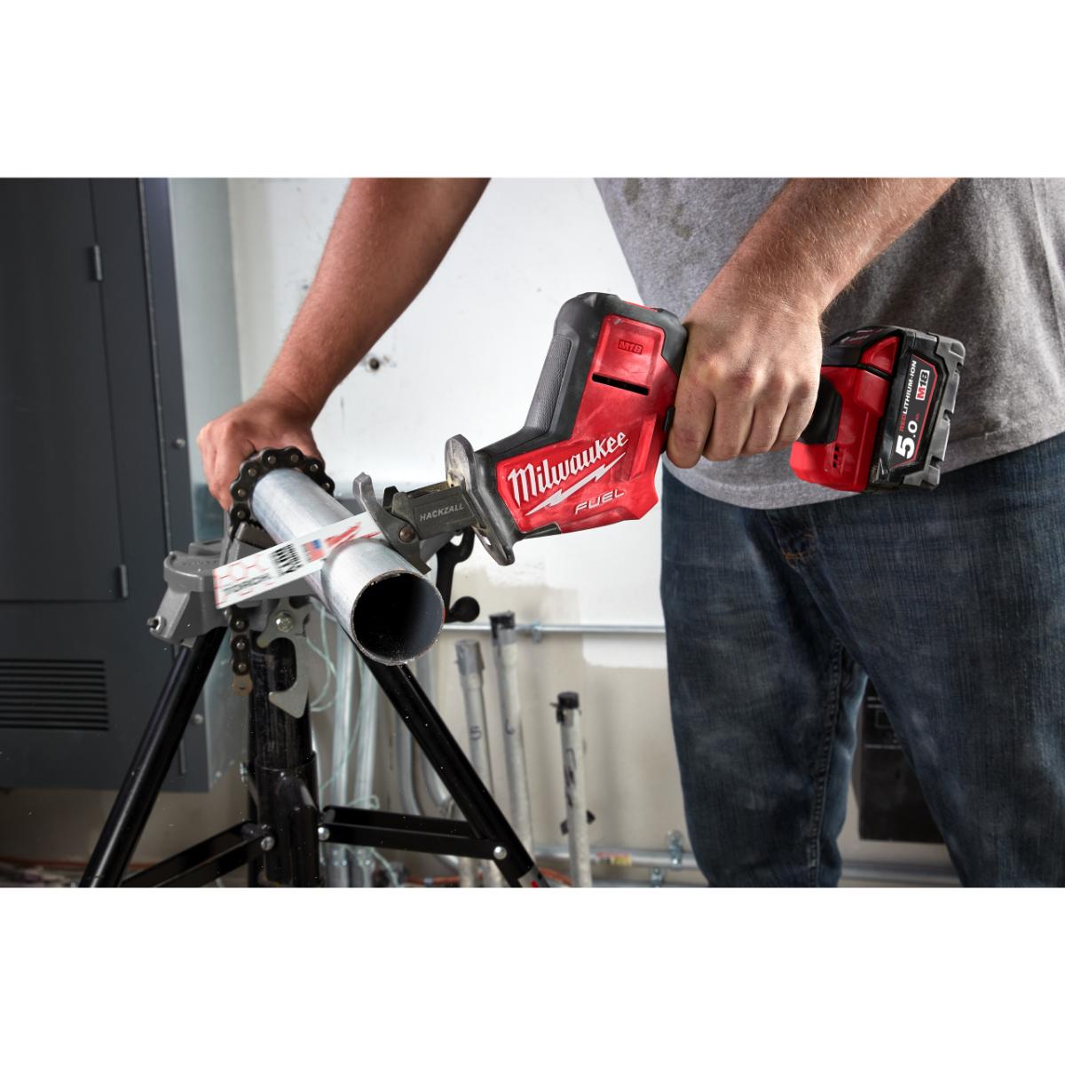 Milwaukee M18 Akku-Säbelsäge M18FHZ-0X