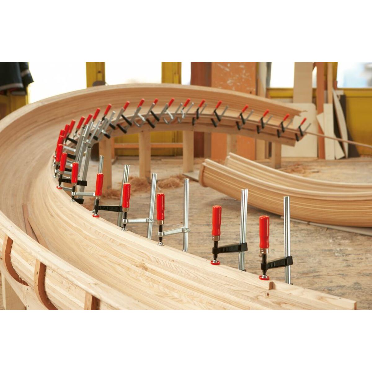 BESSEY Original Temperguss-Schraubzwinge TG mit bewährtem Holzgriff