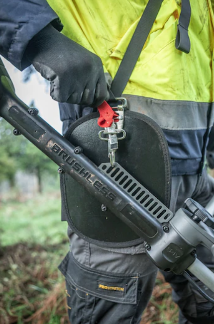 DEWALT 54 Volt Akku-Rasentrimmer, 42 cm Schnittbreite