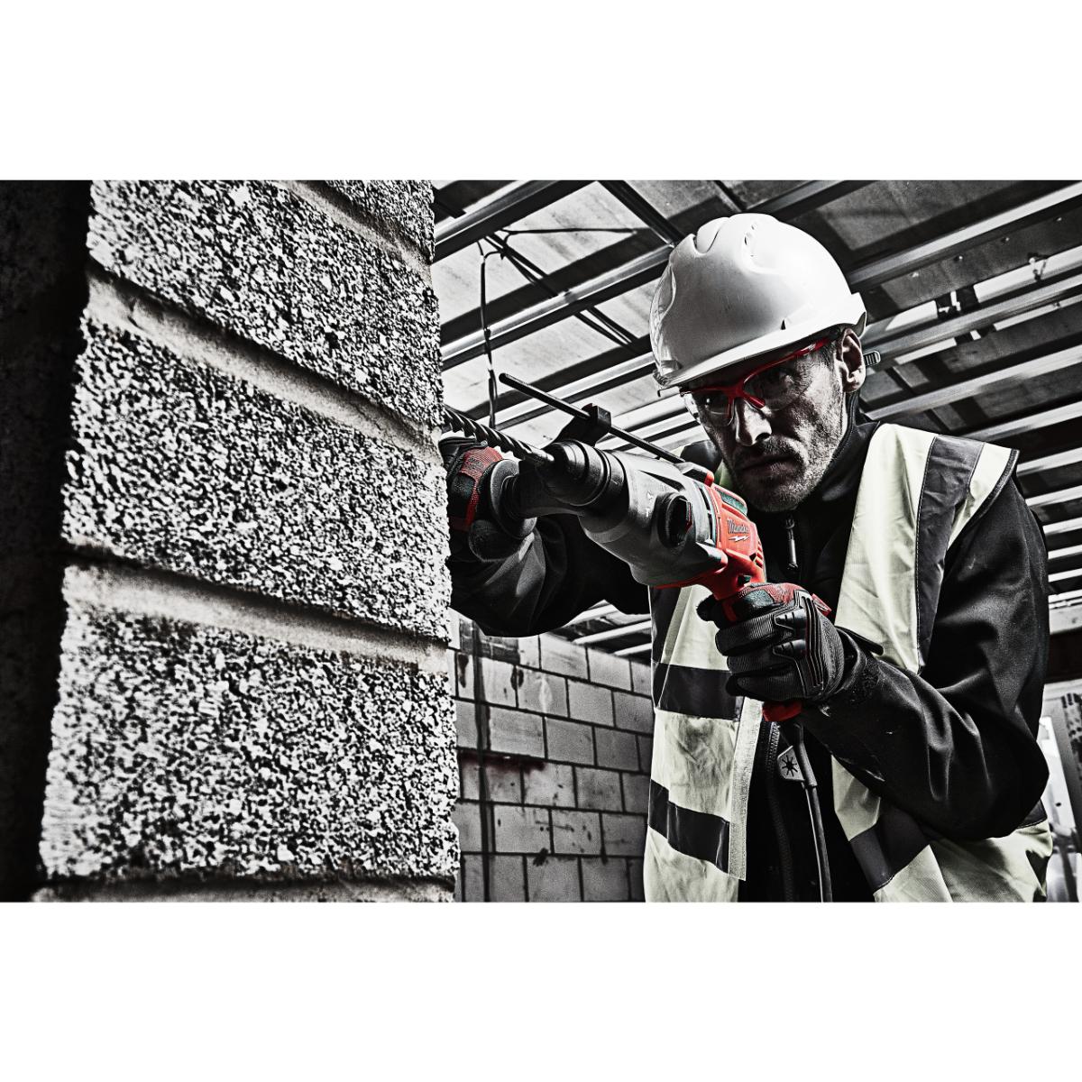 Milwaukee Kombihammer PH26T