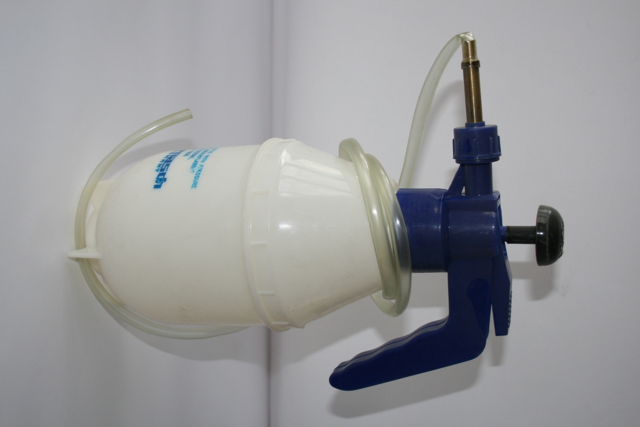 ELMAG Kühlmittel-Druckflasche 1,5 l