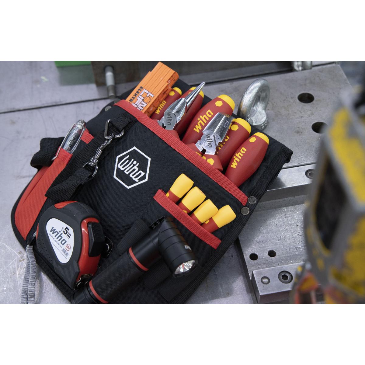 Wiha Werkzeug Set Elektriker gemischt, 18-teiliges Set mit Gürteltasche