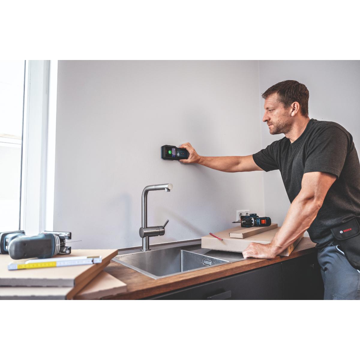 Bosch Ortungsgerät GMS 120-27 mit Tasche,BA 3.7V 1.0Ah A und USB-C -Kabel