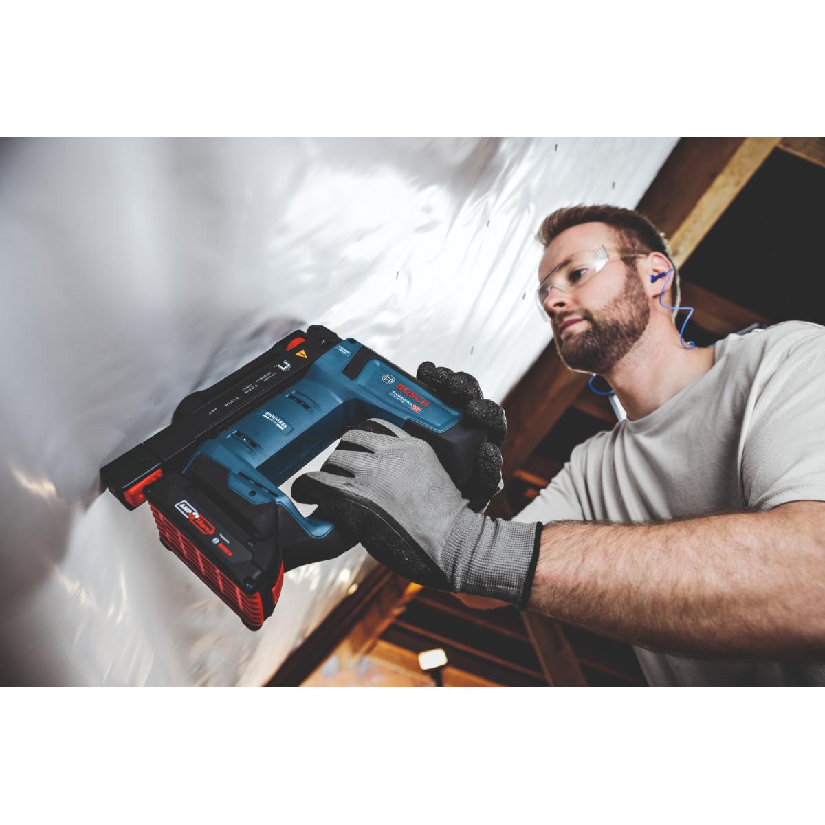 Bosch Akku-Holzklammerer GTH 18V-14